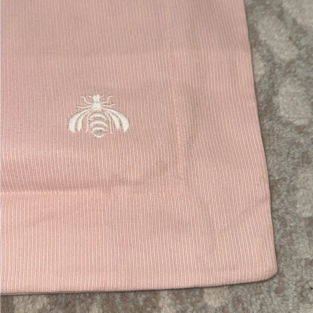 Restoration Hardware Embroidered Bee‎ 100% Cotton Rose Sham 12” x 18”